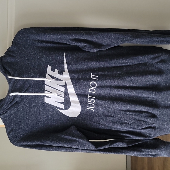 Nike Sweaters - NIKE HOODIE